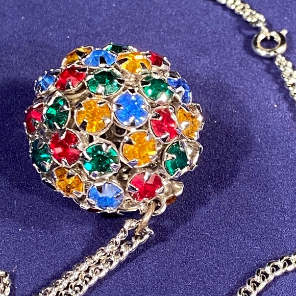 Vintage Rhinestone Ball Necklace - Picture 1 of 3